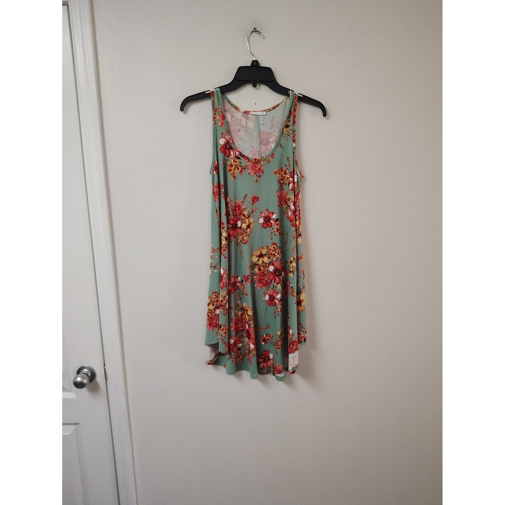Reb & J. Floral Sleeveless Tunic Top Sage Green Red Orange‎ Small T7050-FL24